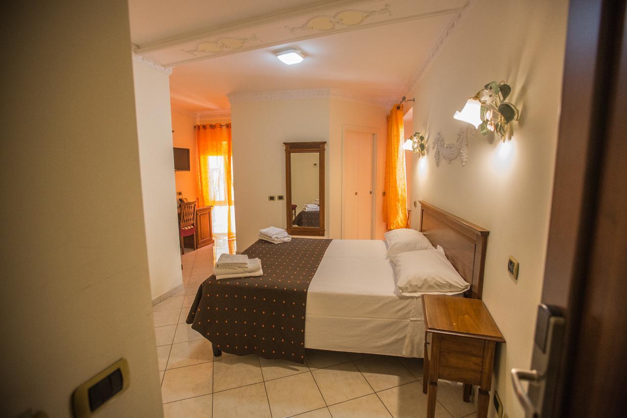 Hotel De Monti Roma Exterior foto